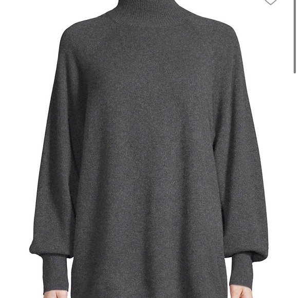 Saks Fifth Avenue Sweaters - NWT Cashmere tunic sweater small